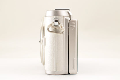 [Top Mint+ SC: 2969] OLYMPUS PEN E-PL8 White w/14-42mm & 40-150mm Lens US Ships