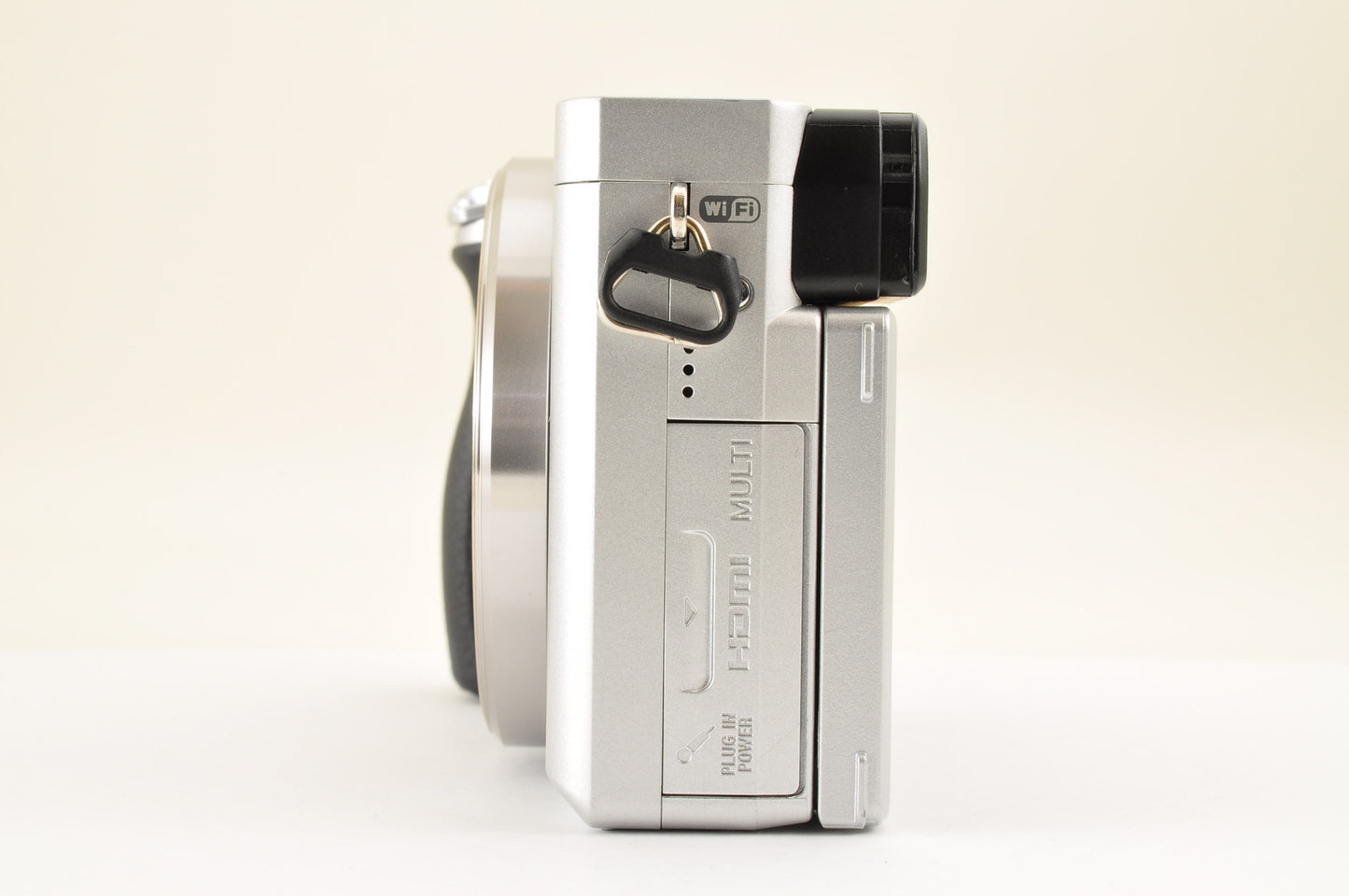 [Top Mint+ Count: 2004] Sony ILCE-6400Y a6400 Silver w/ SELP1650 SEL55210 USA