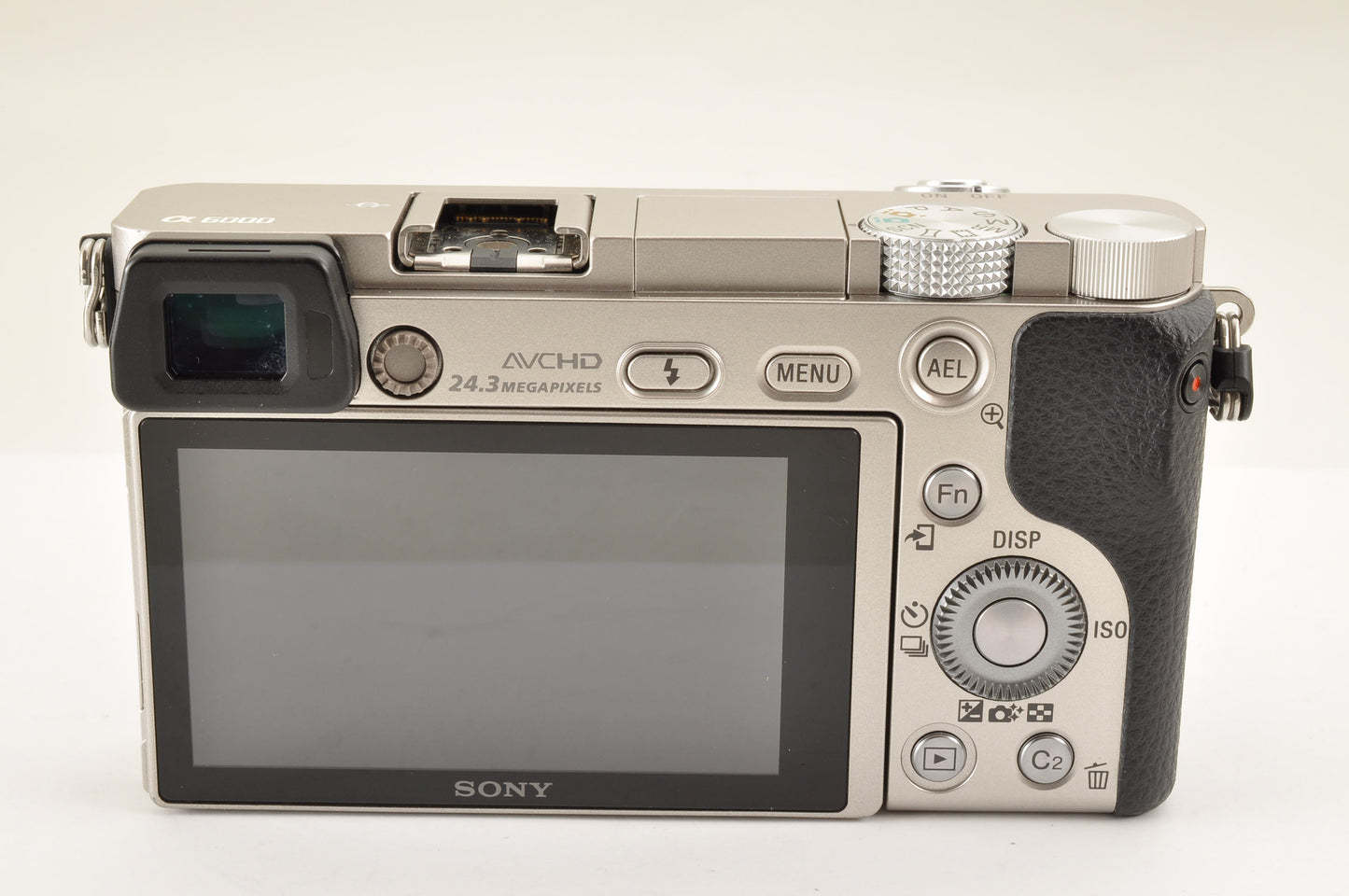 [US Duty Paid] SONY A6000 ILCE-6000Y SILVER w/ SELP1650 & SEL55210 SC:10320 USA