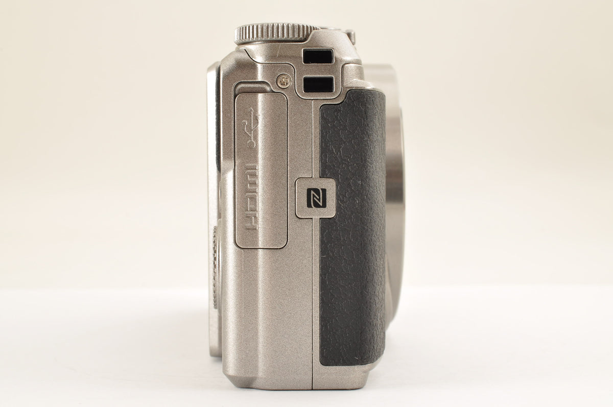 [Top Mint+ in BOX] Nikon COOLPIX A900 Silver 20.3MP Compact Digital Camera OR US