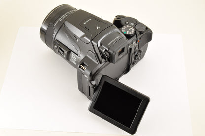 [Top Mint+] Nikon COOLPIX P900 Black 83x zoom 16MP Compact Digital Camera USA