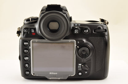 [US Duty Paid] Nikon D700 12.1MP Digital SLR Camera Body Count: 7117 US Ships