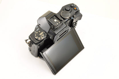[Mint+++ in BOX] OLYMPUS OM-D E-M5 Black Digital mirrorless w/ 12-50mm EZ US OR