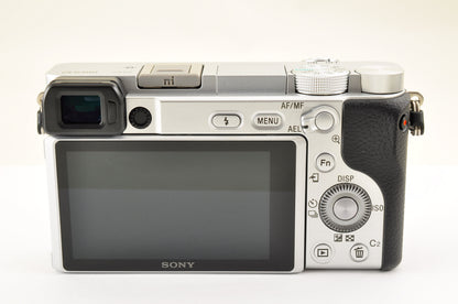 [Top Mint+ Count: 2004] Sony ILCE-6400Y a6400 Silver w/ SELP1650 SEL55210 USA