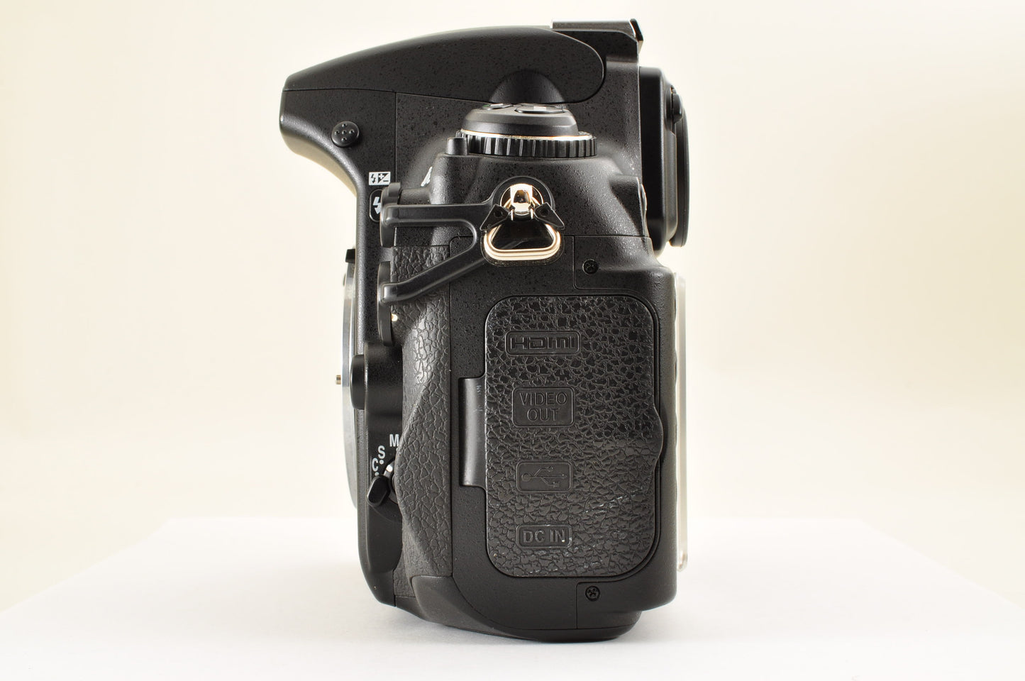 [Mint+ Count:2977] Nikon D700 12.1MP FX Digital SLR Camera Body Ship from USA