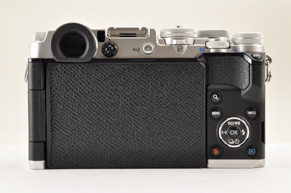 [Top Mint+++] Olympus PEN-F 20.3MP Digital Mirrorless Silver Body SC: 405 US OR