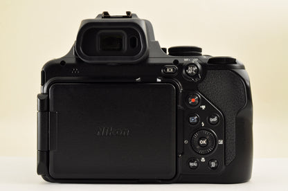 [Top Mint+ in BOX] Nikon COOLPIX P1000 x125 16.0MP Zoom 24-3000mm Ship from US