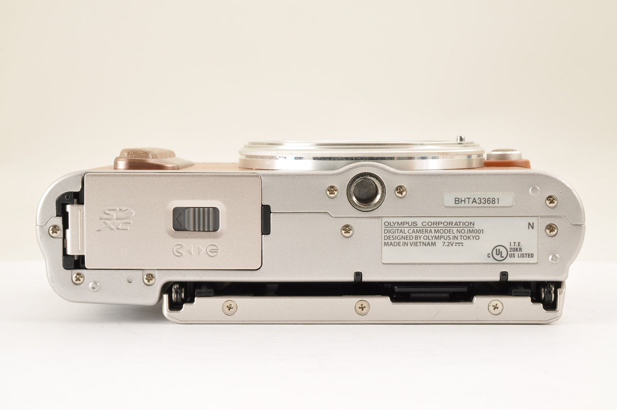 [Top Mint+ SC: 2600] OLYMPUS PEN E-PL8 BROWN w/14-42mm & 40-150mm Lens US Ships