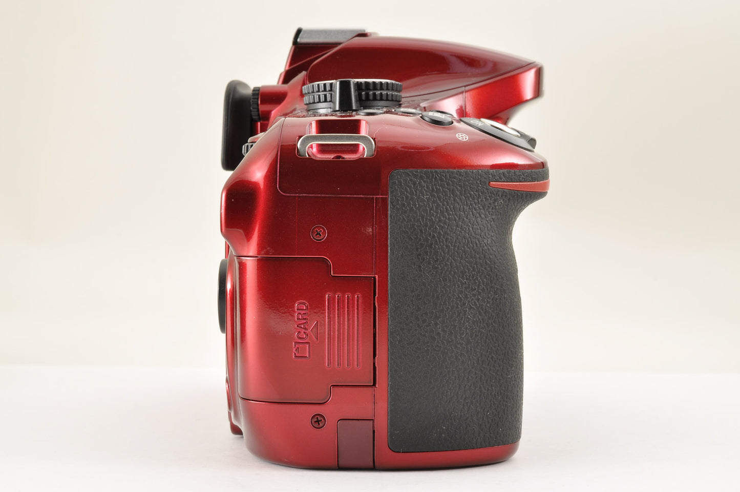 [Mint+] Nikon D5200 24.1MP Digital SLR Red w/18-55mm & 55-200mm VR US Ships