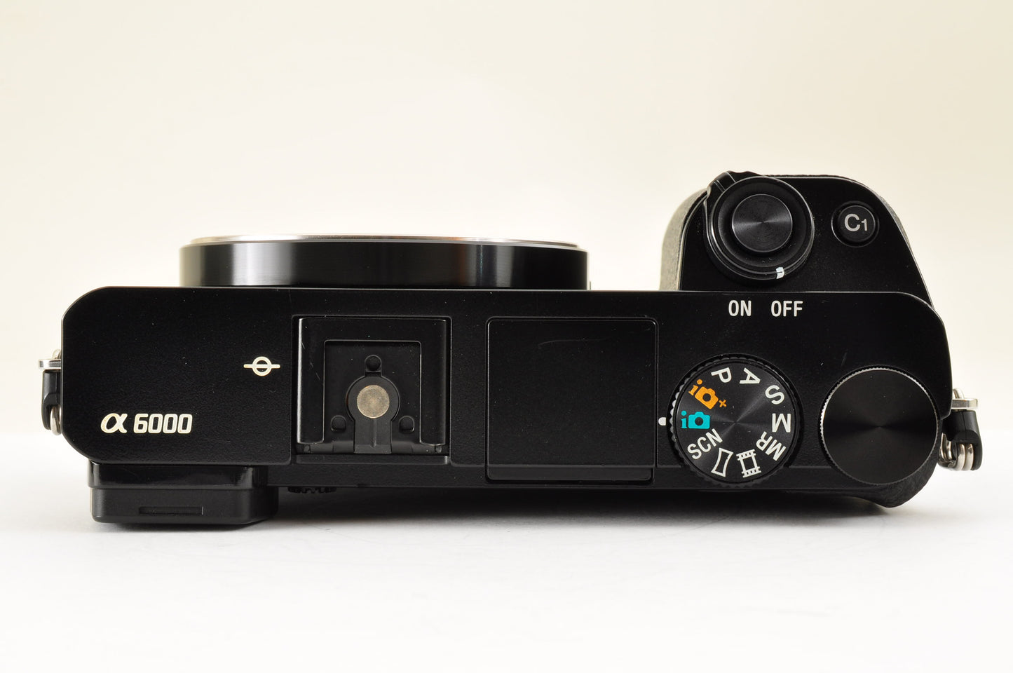 [Mint] SONY Alpha A6000 Mirrorless Camera Silver w/ SELP1650 & SEL16F28 USA