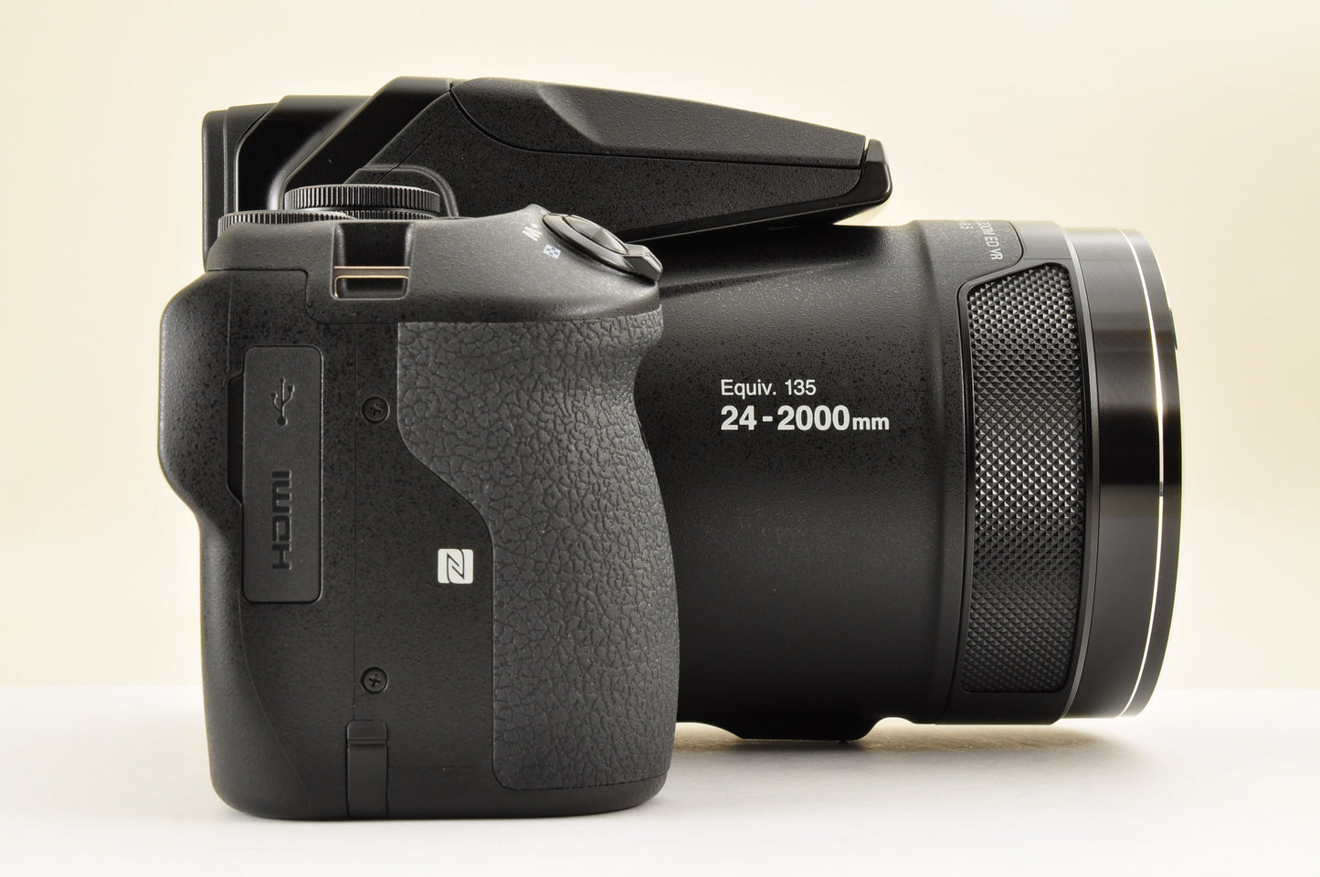 [Top Mint+] Nikon COOLPIX P900 Black 83x zoom 16MP Compact Digital Camera US OR