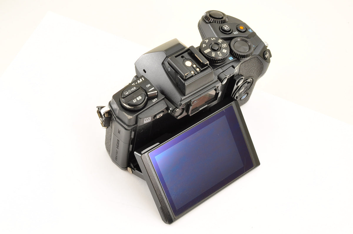 [Mint+ in BOX SC: 4140] Olympus OM-D E-M1 Digital Camera Black Body US OR Stock