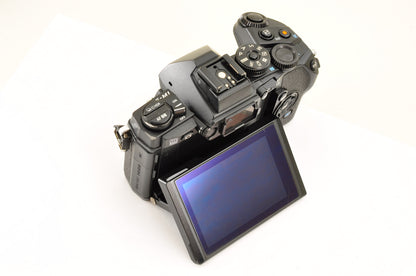 [Mint+ in BOX SC: 4140] Olympus OM-D E-M1 Digital Camera Black Body US OR Stock