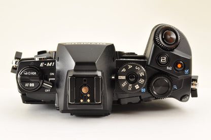 [Mint+ in BOX SC: 4140] Olympus OM-D E-M1 Digital Camera Black Body US OR Stock