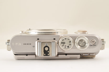 [Top Mint+ SC: 2969] OLYMPUS PEN E-PL8 White w/14-42mm & 40-150mm Lens US Ships