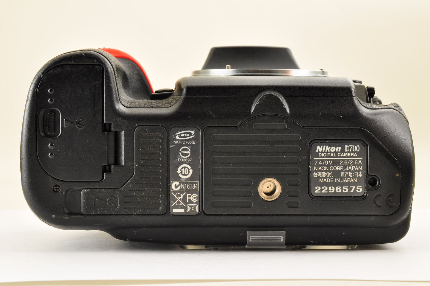 [Almost Mint SC:8891] Nikon D700 12.1MP FX Digital SLR Camera Body Ship from USA
