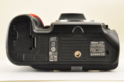 [Almost Mint SC:8891] Nikon D700 12.1MP FX Digital SLR Camera Body Ship from USA