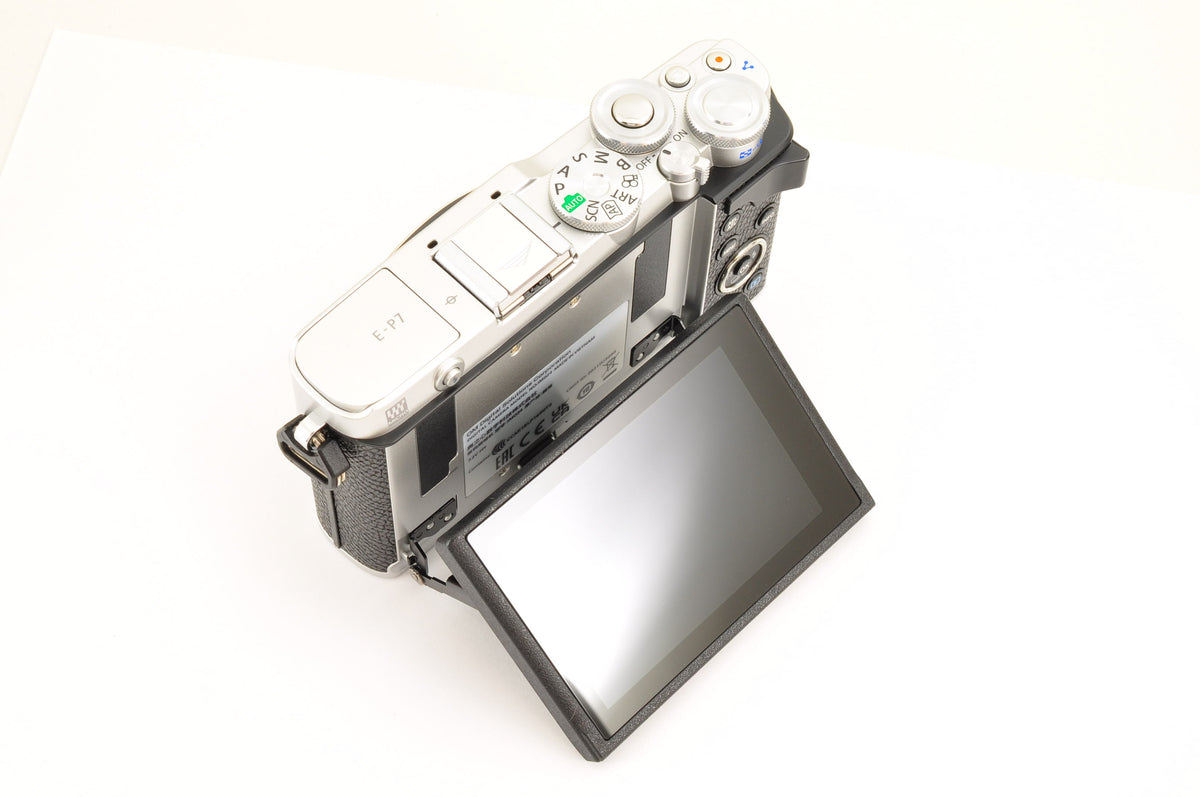 [Top Mint+] OLYMPUS PEN E-P7 Mirrorless Camera Silver W zoom lens Kit US Stock