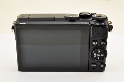 [Mint+ SC: 22229] Nikon 1 J5 Black Double Zoom Kit 10-30mm PD 30-110mm US Ships