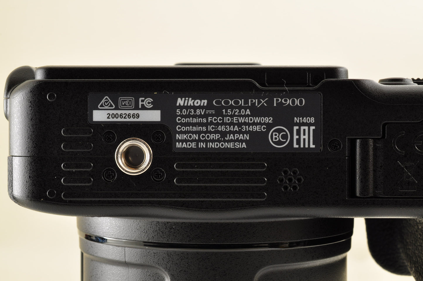 [Top Mint+] Nikon COOLPIX P900 Black 83x zoom 16MP Compact Digital Camera USA