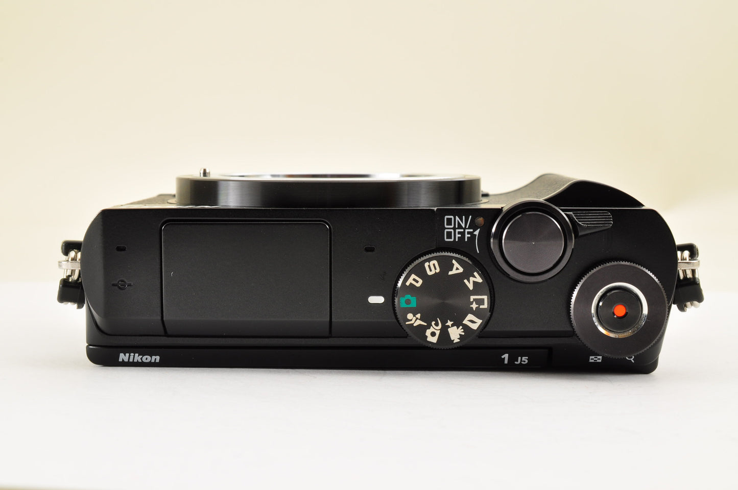 [Mint+ SC: 22229] Nikon 1 J5 Black Double Zoom Kit 10-30mm PD 30-110mm US Ships