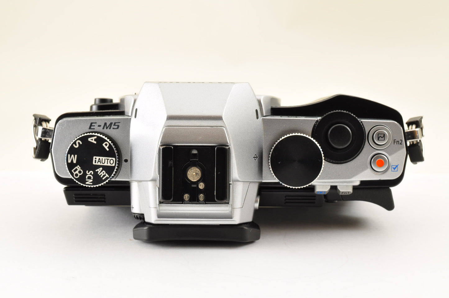 [Mint+] OLYMPUS OM-D E-M5 Silver Digital mirrorless w/ 12-50mm EZ Ship from US