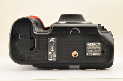 [Mint+++ SC: 6888] Nikon D700 12.1MP FX Digital SLR Camera Body Ship from US OR