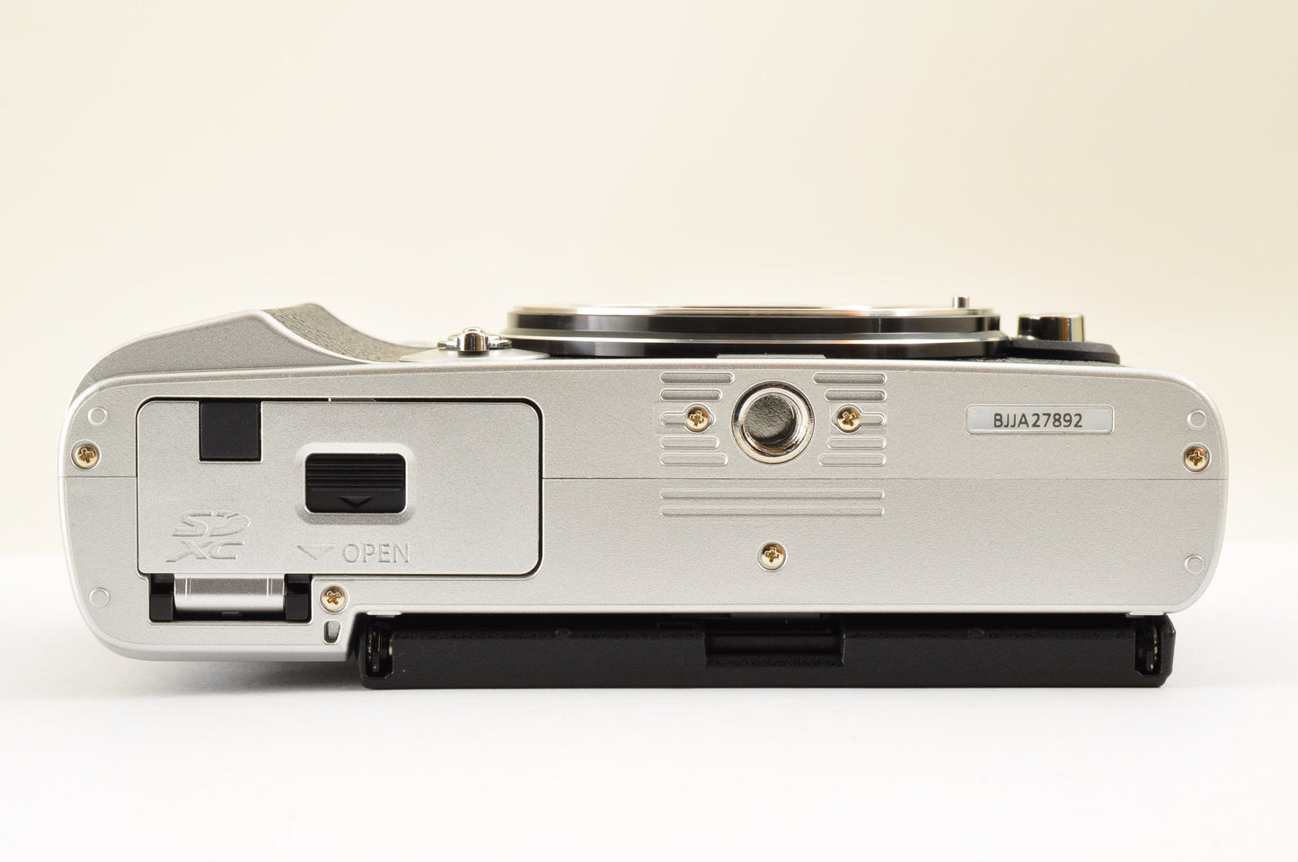 [US Duty Paid] OLYMPUS PEN E-P7 Mirrorless Camera Silver Body only US Ships