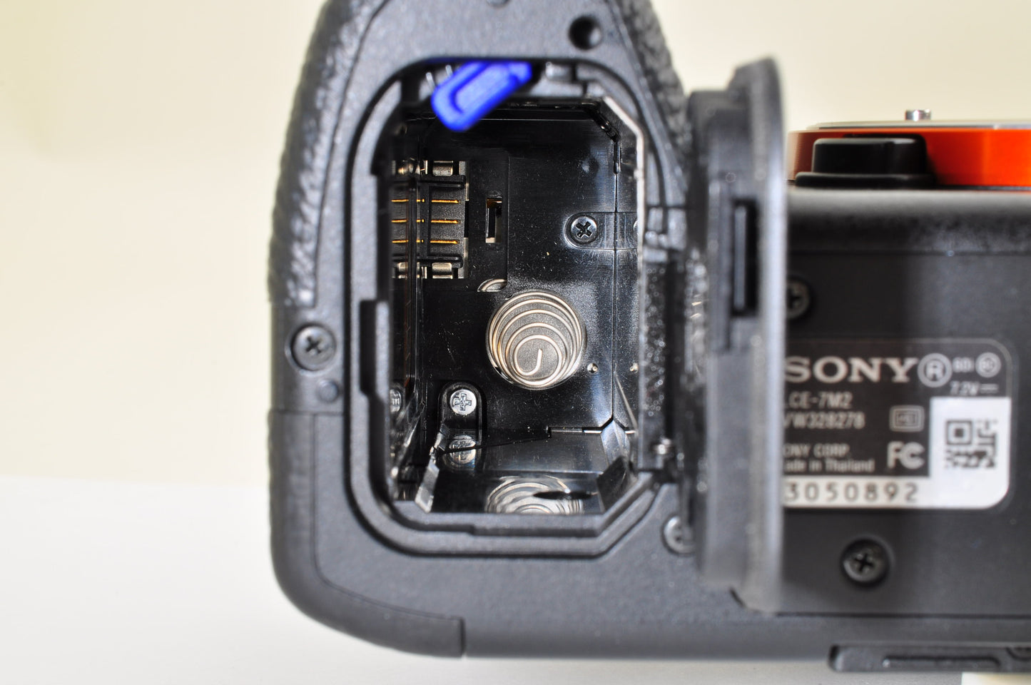 [Mint+++ in BOX Count: 7358] Sony Alpha A7 II 24.3MP ILCE-7M2 Body From USA