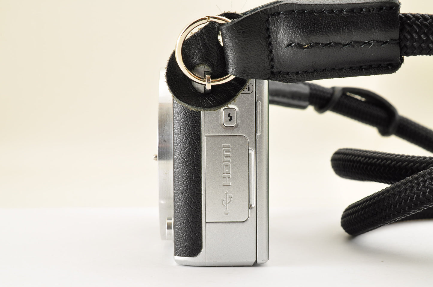 [Mint+++ SC:3038] Nikon 1 J5 Silver Double zoom Kit 10-30mm & 30-110mm US Ships