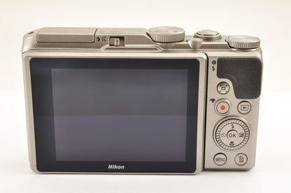 [Top Mint+ in BOX] Nikon COOLPIX A900 Silver 20.3MP Compact Digital Camera OR US