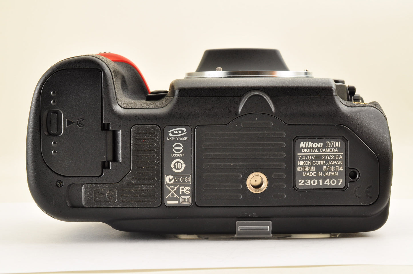 [Top Mint+ in BOX SC: 1439] Nikon D700 12.1MP Digital SLR Camera Body US Ships