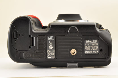 [Top Mint+ in BOX SC: 1439] Nikon D700 12.1MP Digital SLR Camera Body US Ships