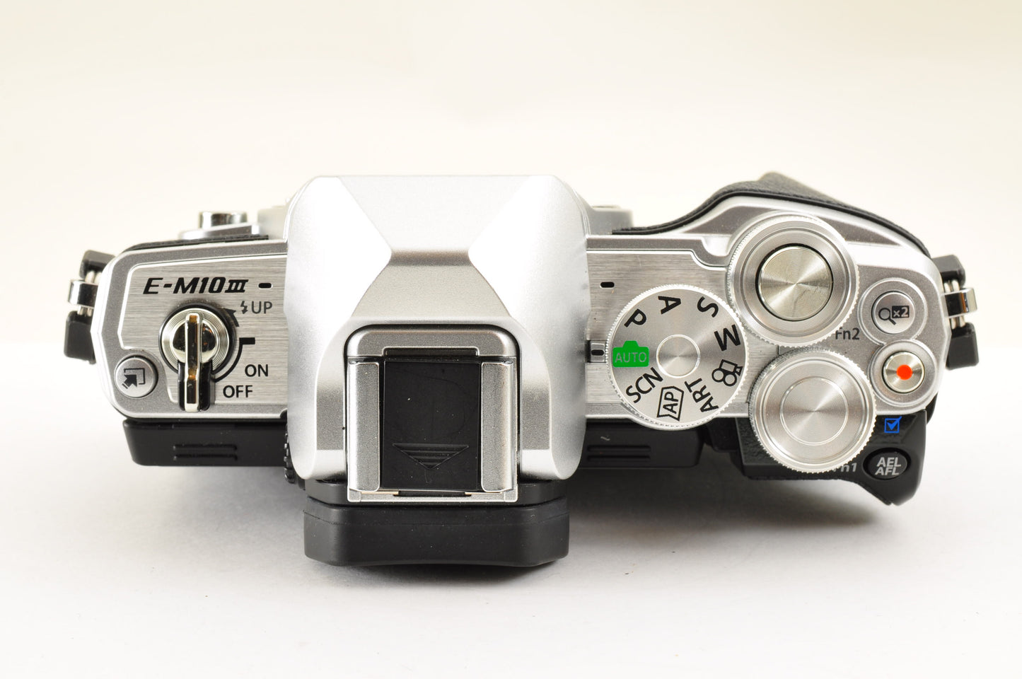 [Top Mint+ 105 Shot] Olympus OM-D E-M10 Mark III Silver 14-42 /40-150mm kit USA