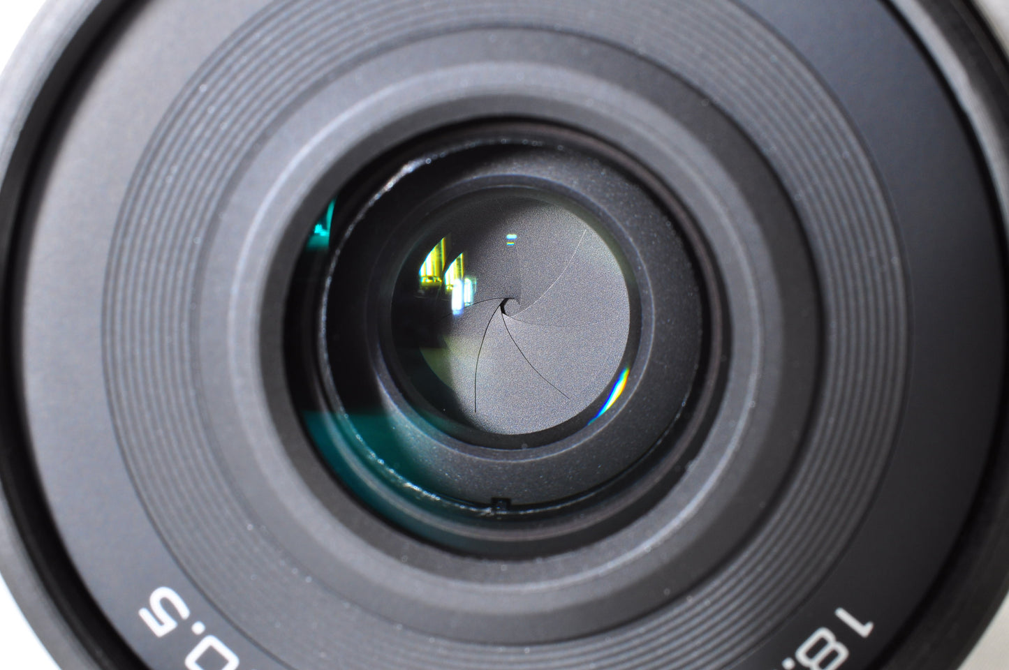[US Duty Paid] Nikon 1 Nikkor 18.5mm F/1.8 Silver Lens for Nikon 1 mount US Ship