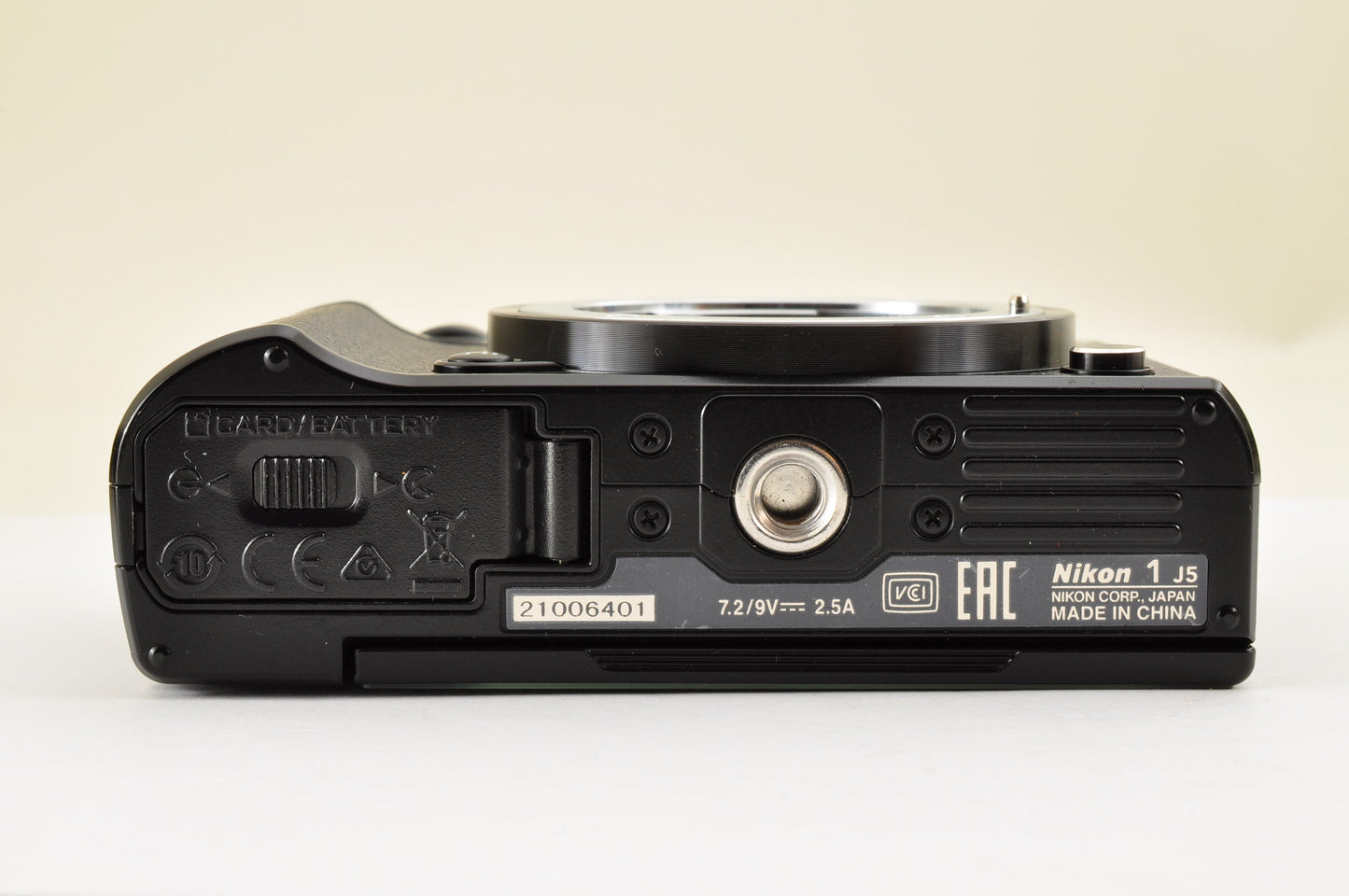 [Mint+ SC: 22229] Nikon 1 J5 Black Double Zoom Kit 10-30mm PD 30-110mm US Ships