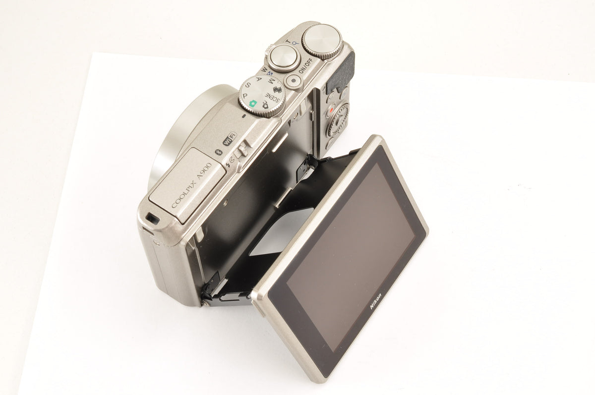 [Mint+++] Nikon COOLPIX A900 Silver 20.3MP Compact Digital Camera US OR Stock
