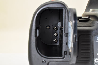 [Mint+] Nikon D700 12.1MP Digital SLR Camera Body Count: 15868 US Ships