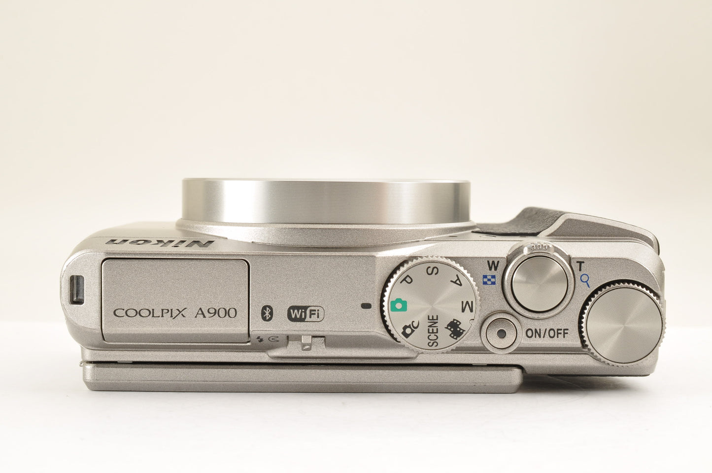[Top Mint in BOX] Nikon COOLPIX A900 Silver 20.3MP Compact Digital Camera US OR