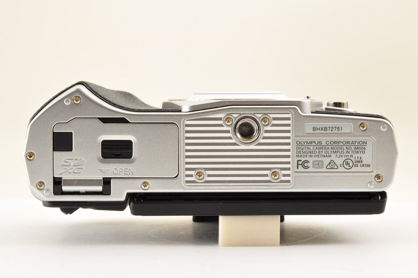 [Top Mint+ 105 Shot] Olympus OM-D E-M10 Mark III Silver 14-42 /40-150mm kit USA