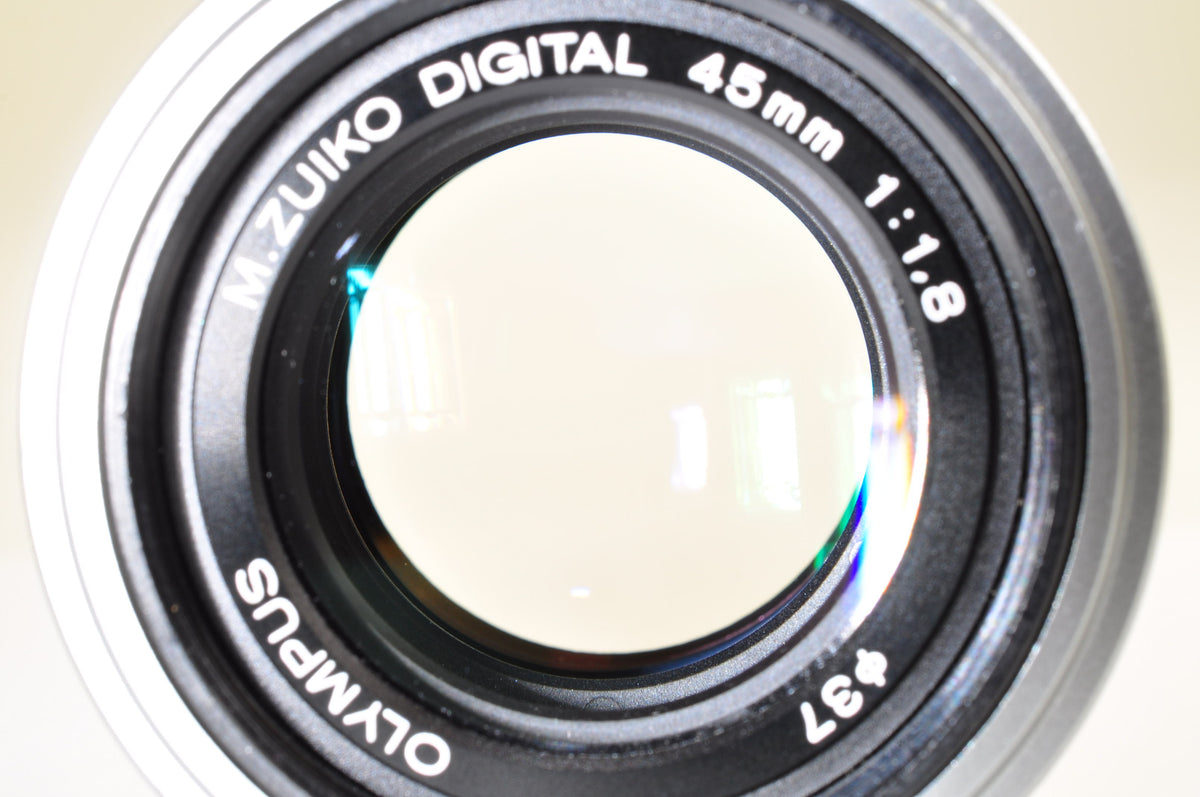 [Mint+++] Olympus M.Zuiko Digital 45mm F/1.8 Lens Silver Micro Four Thirds USA