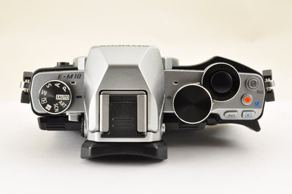 [US Duty Paid] OLYMPUS OM-D E-M10 Mirrorless Camera w/ 14-42mm 40-150mm Lens US