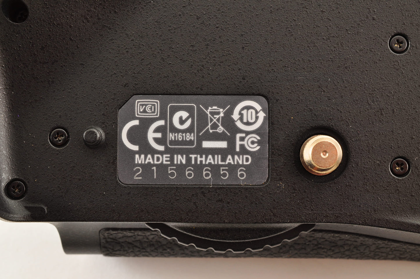 [US Duty Paid] Nikon MB-D10 for D300 D300s D700 Multi Power Battery Pack US Ship