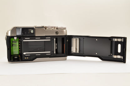 [Near Mint] Contax G1 Green Label 35mm Film Camera Sonnar 90mm F/2.8 Lens USA