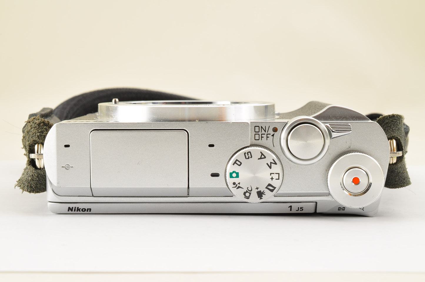 [Mint+++ SC:3038] Nikon 1 J5 Silver Double zoom Kit 10-30mm & 30-110mm US Ships