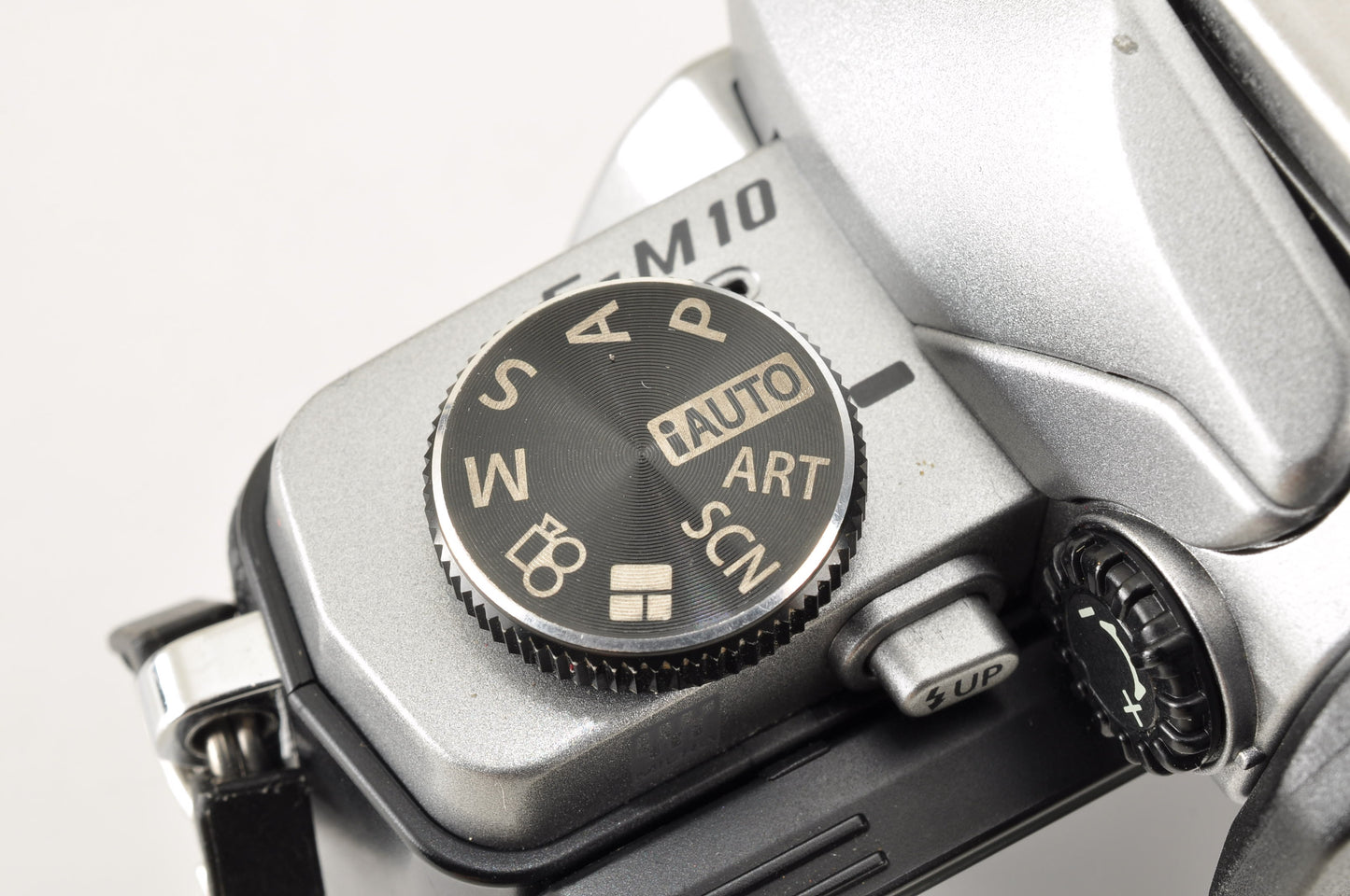 [Mint] OLYMPUS OM-D E-M10 Mirrorless Camera w/ 14-42mm 40-150mm Lens US OR Stock