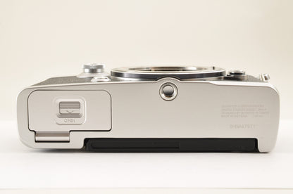 [Top Mint+++] Olympus PEN-F 20.3MP Digital Mirrorless Silver Body SC: 405 US OR