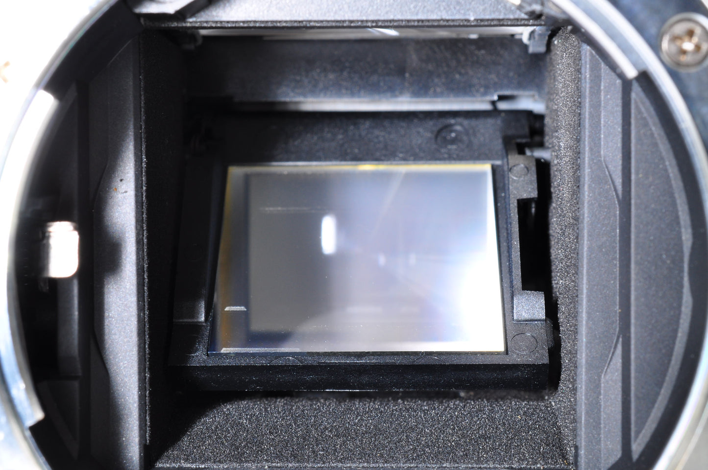 [US Duty Paid] Nikon D5600 DSLR Camera w/AF-P 18-55mm & 70-300mm VR Lens Kit US