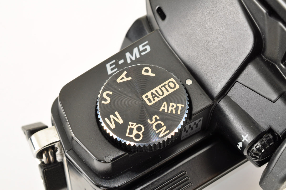 [Mint+++ in BOX] OLYMPUS OM-D E-M5 Black Digital mirrorless w/ 12-50mm EZ US OR