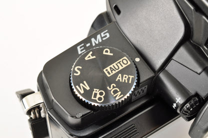 [Mint+++ in BOX] OLYMPUS OM-D E-M5 Black Digital mirrorless w/ 12-50mm EZ US OR